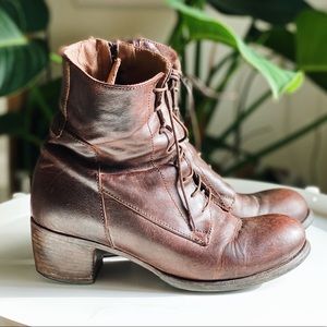 Brown Moma Italian Leather Boots